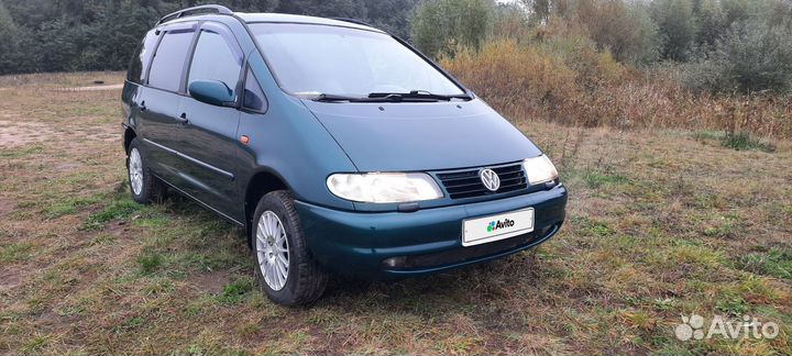 Volkswagen Sharan 2.0 AT, 1997, 100 000 км