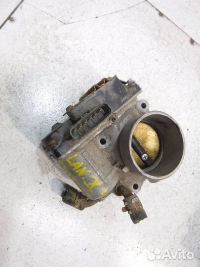 Дроссельная заслонка