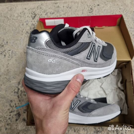 New balance 880