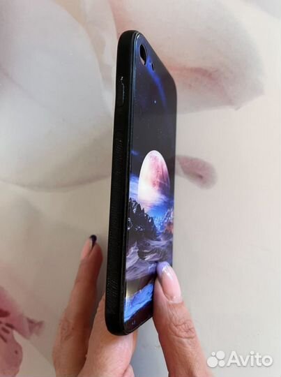 Новые чехлы на iPhone 8