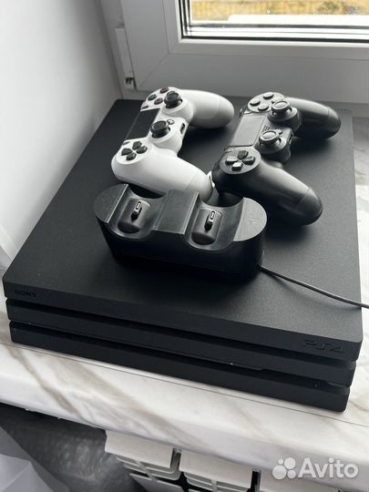 Sony PS4 pro 1tb