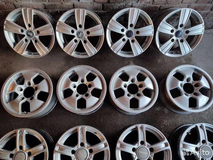 Литые диски на Ниву R15 5х139.7