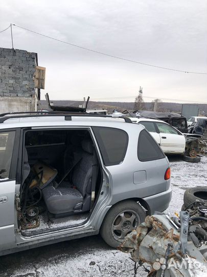 Запчасти на toyota ipsum