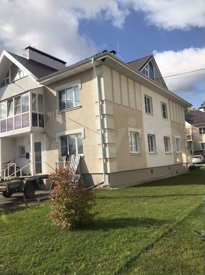 Таунхаус 200 м² на участке 2 сот.