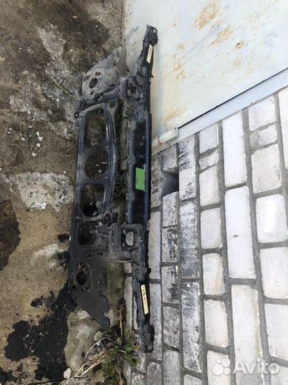 Передняя панель, телевизор bmw е39