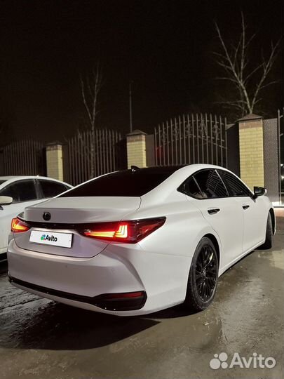 Lexus ES 2.5 AT, 2018, 139 962 км