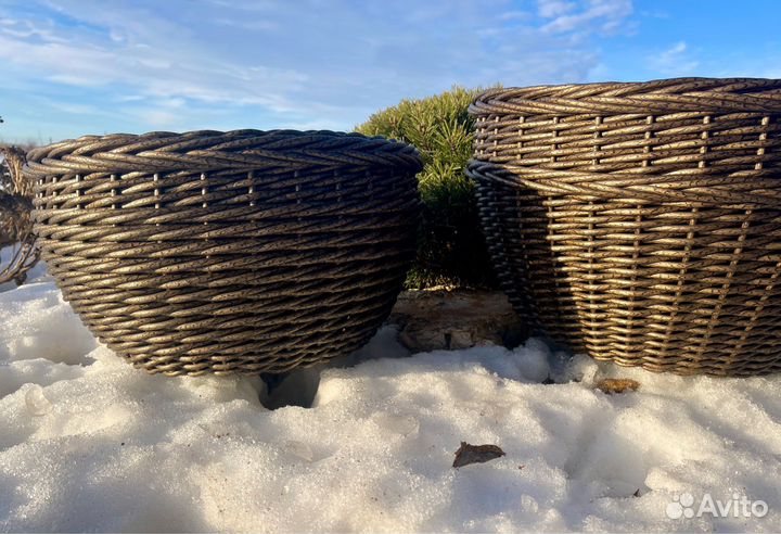 Набор кашпо из ротанга