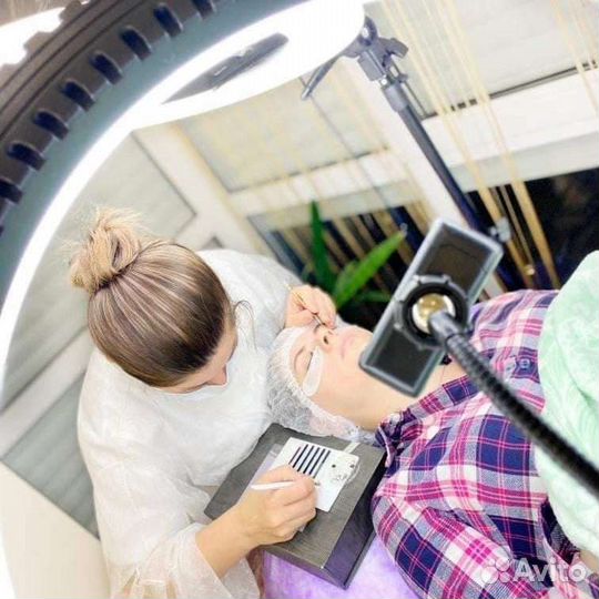 Наращивание ресниц) /коррекция бровей