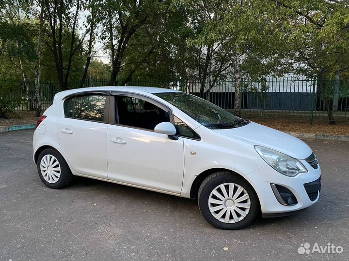 Opel Corsa 1.4 AT, 2011, 150 000 км