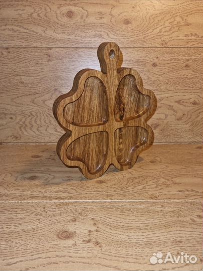 Менажница в виде клевера