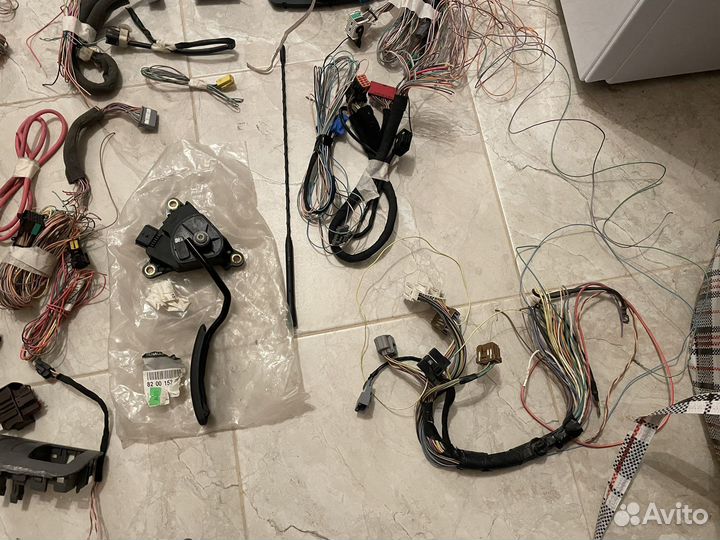 Проводка и разъемы для Renault Megane II