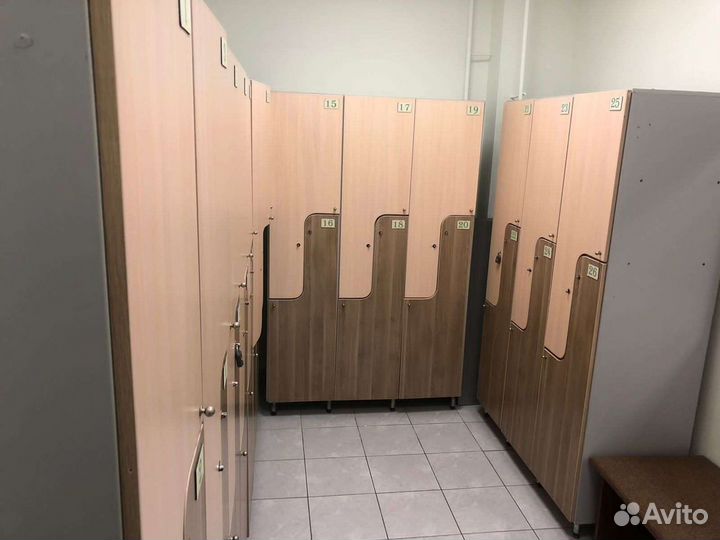 Шкафчики в раздевалку бу