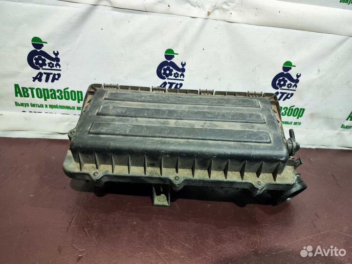 Корпус воздушного фильтра Volkswagen Polo