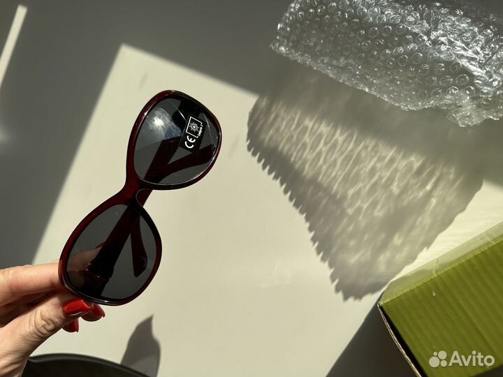 Солнцезащитные очки. Женские. Новые