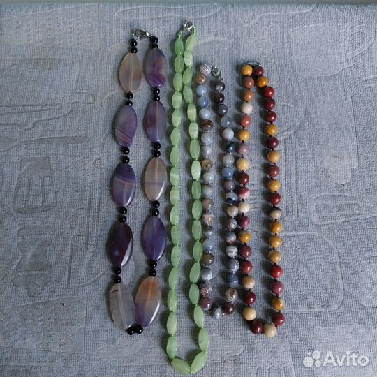 Бусы из натуральных камней