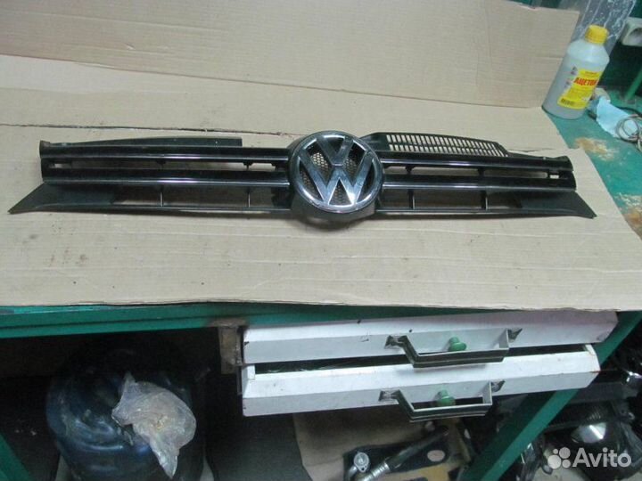 Решетка радиатора Volkswagen Golf 6 2009-2013