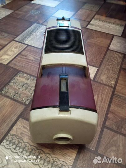 Пылесос Чайка 10