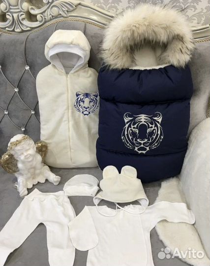 Комплект на выписку для мальчика