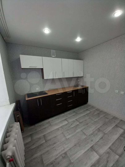 2-к. квартира, 44 м², 1/9 эт.