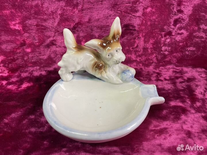 Пепельница собака