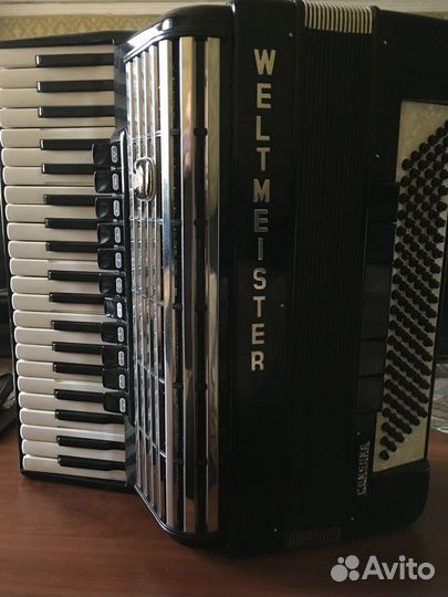 Аккордеон weltmeister consona, 4/4
