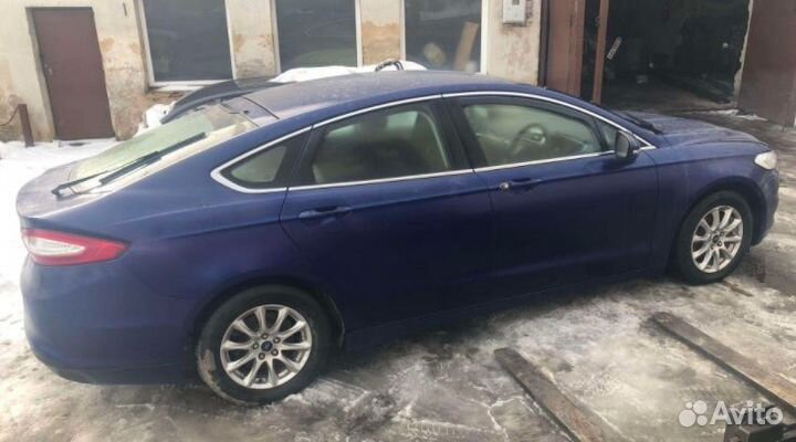 Ford Mondeo 2017 г по запчастям