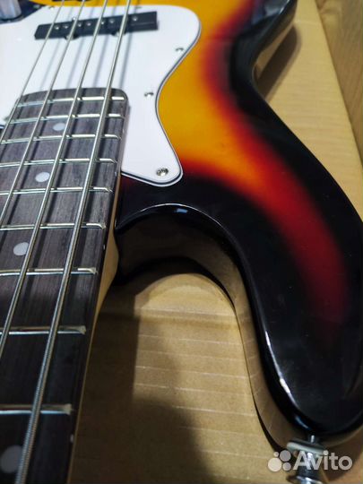 Бас гитара terris