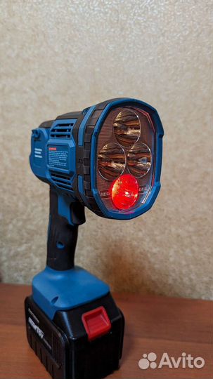 Фонарь аккумуляторный