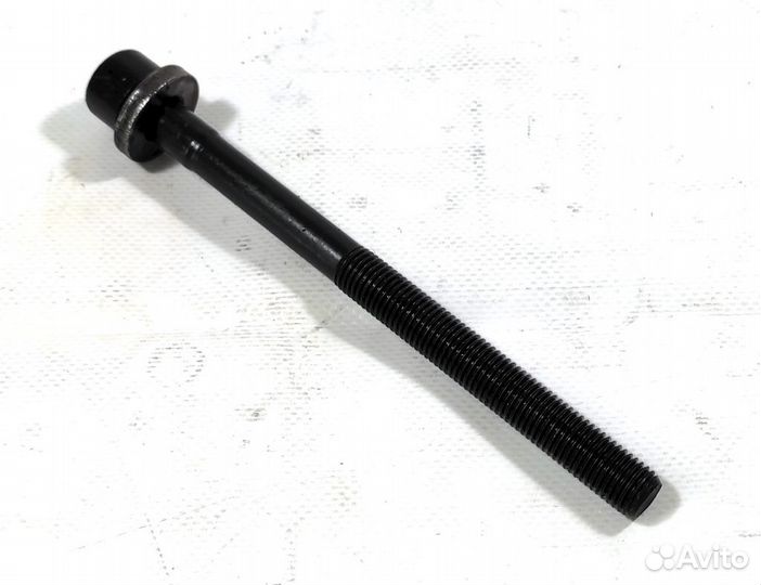 Болт гбц короткий Ssangyong D20DT D27DT Новый