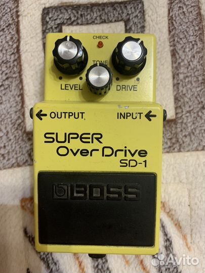 Гитарная педаль boss super over drive SD-1