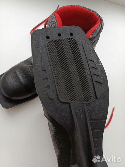 Ботинки для лыж