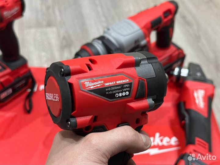 Набор инструментов Milwaukee 4в1 (Арт.99970)