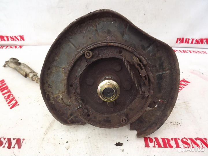 Кулак Цапфа задний левый Киа Сефиа