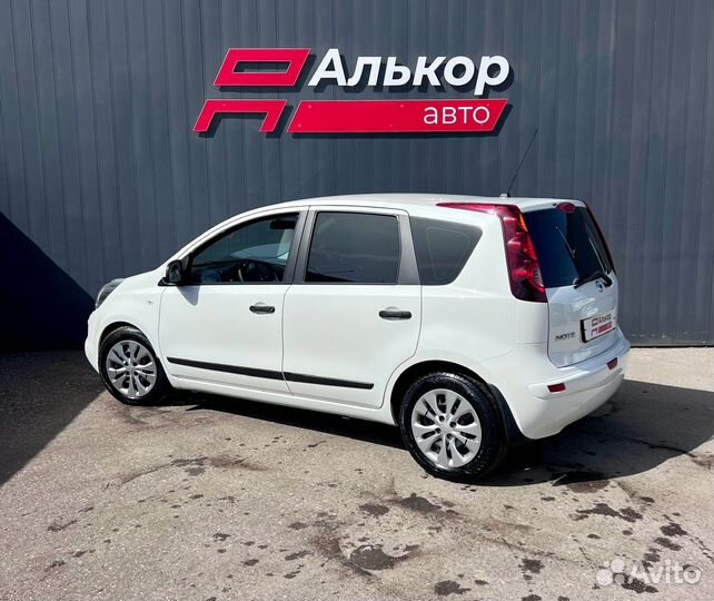 Nissan Note 1.6 AT, 2012, 123 213 км