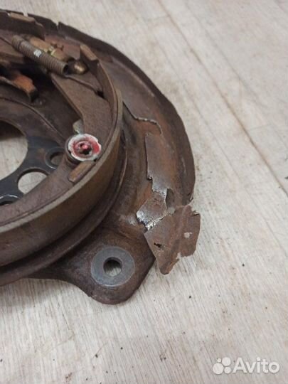 Механизм ручного тормоза задний правый Mitsubishi