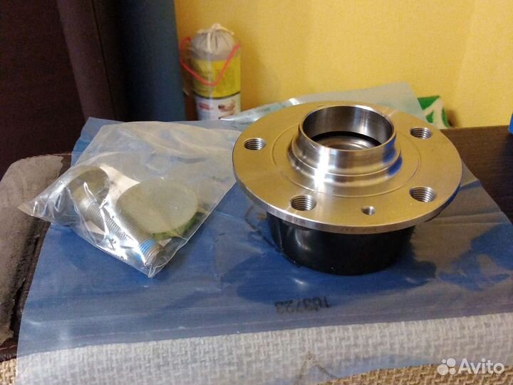Подшипник ступицы SKF VAG