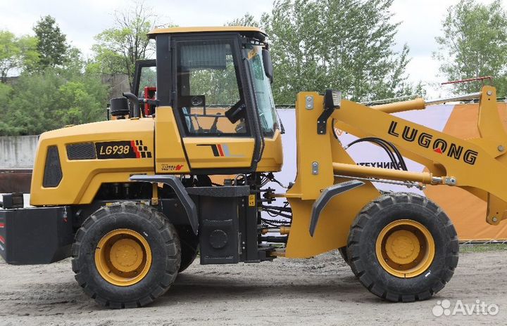 Фронтальный погрузчик LuGong LG 938, 2023