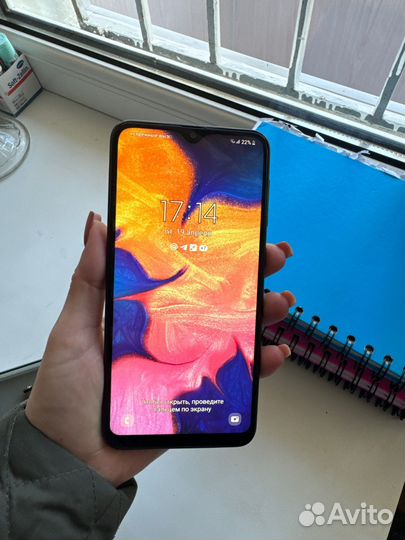 Samsung Galaxy A10, 2/32 ГБ