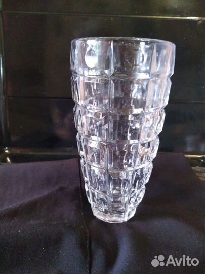 Ваза для цветов хрустальная