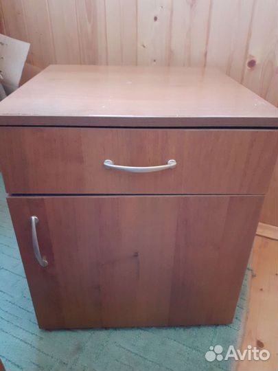 Тумба выкатная