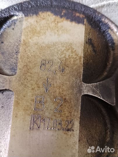 Поршни 124е с пальцами и кольцами немного проехали