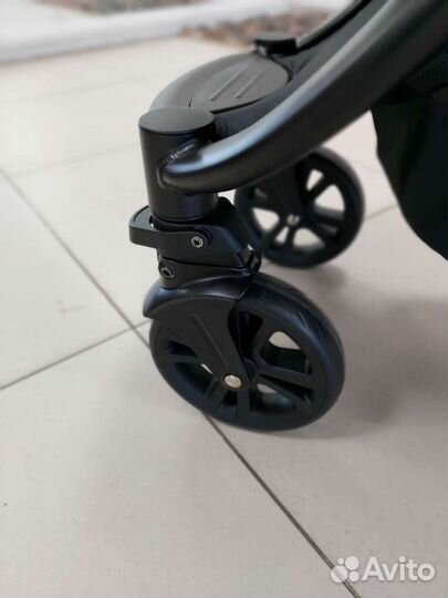 Прогулочная коляска joie litetrax 4 dlx