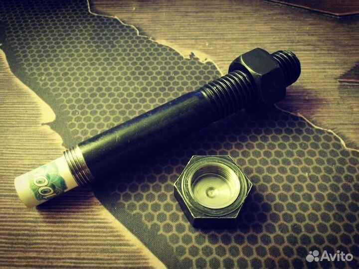 Болт тайник. Подарок мужчине