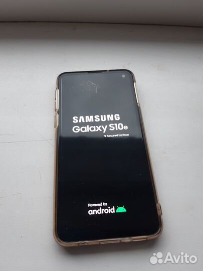 Samsung Galaxy S10e, 6/128 ГБ