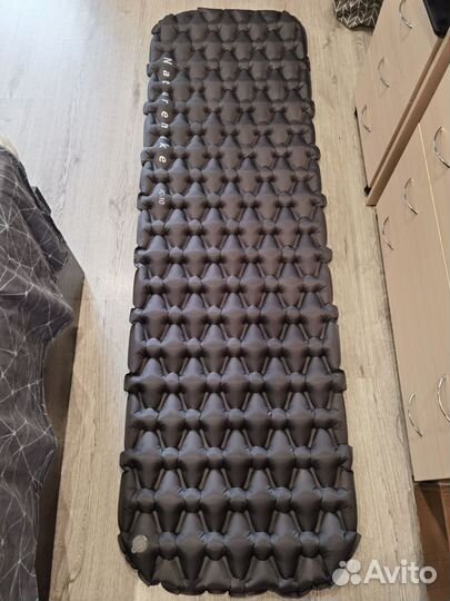 Коврик надувной naturehike fc10