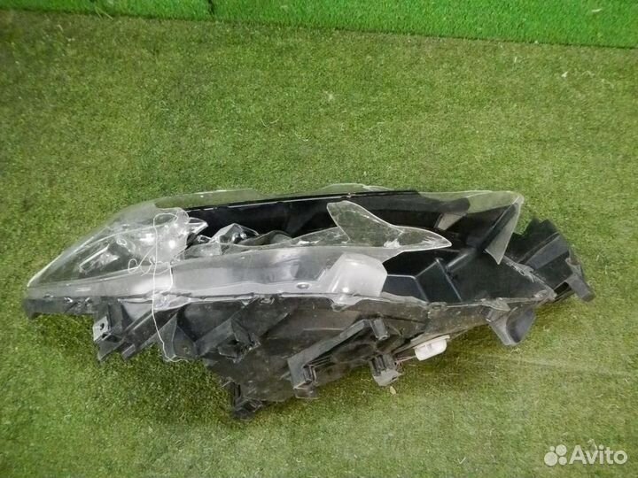 Фара правая Mazda CX-5 1 (2011-2015) галоген