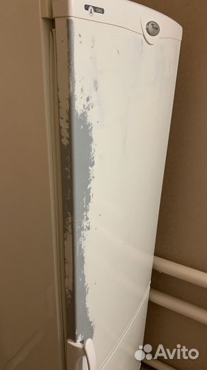 Холодильник Whirlpool ARC 5200