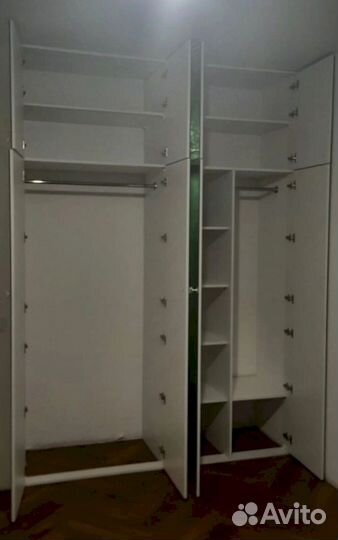 Современные шкафы распашные на заказ