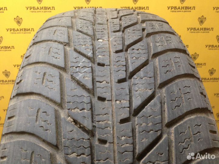 Toyo Observe GP4 215/65 R16