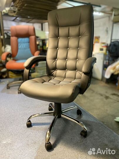 Компьютерное кресло